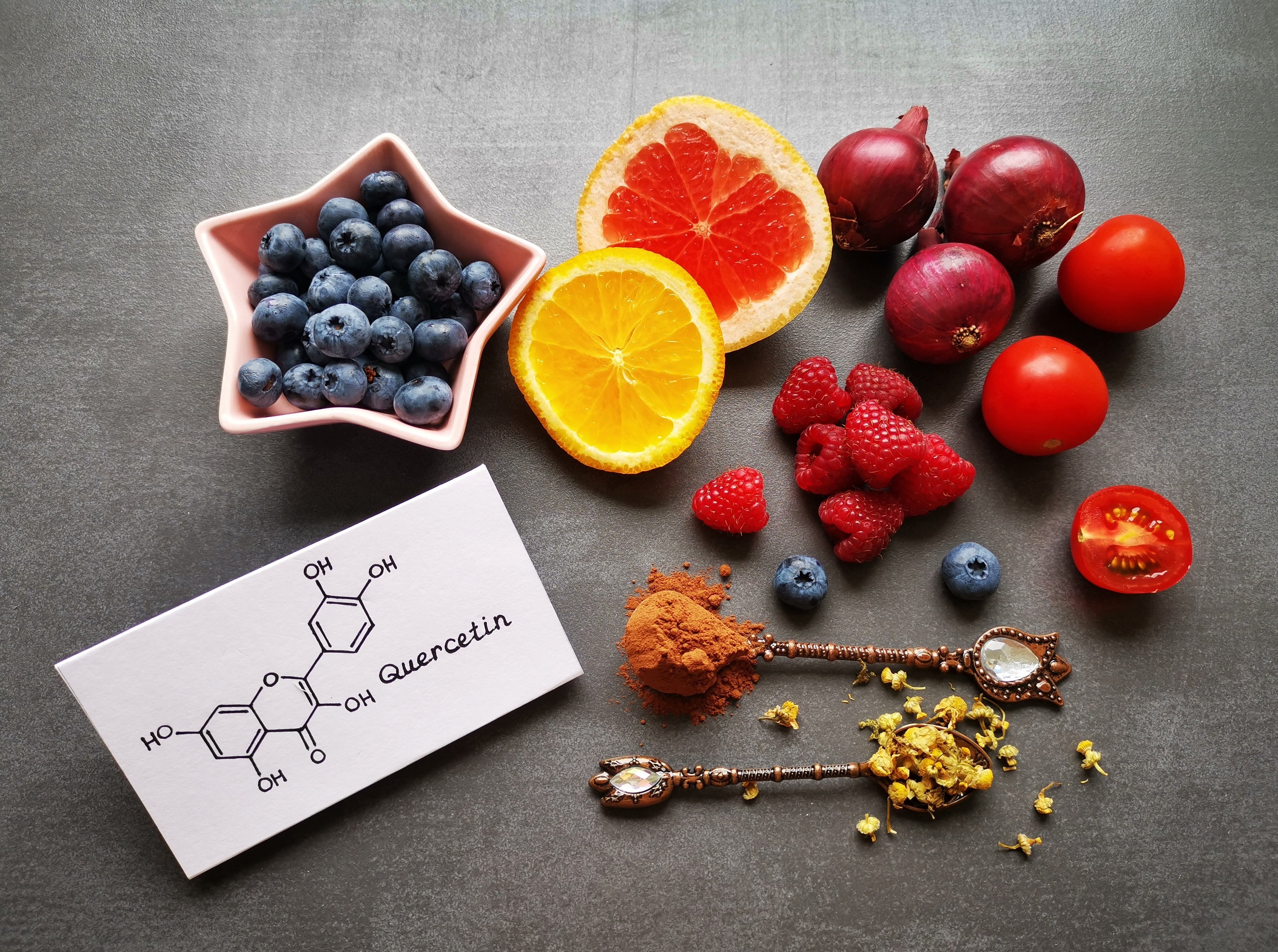 Quercetin: The Natural Flavonoid with Immune Support and Antioxidant Benefits